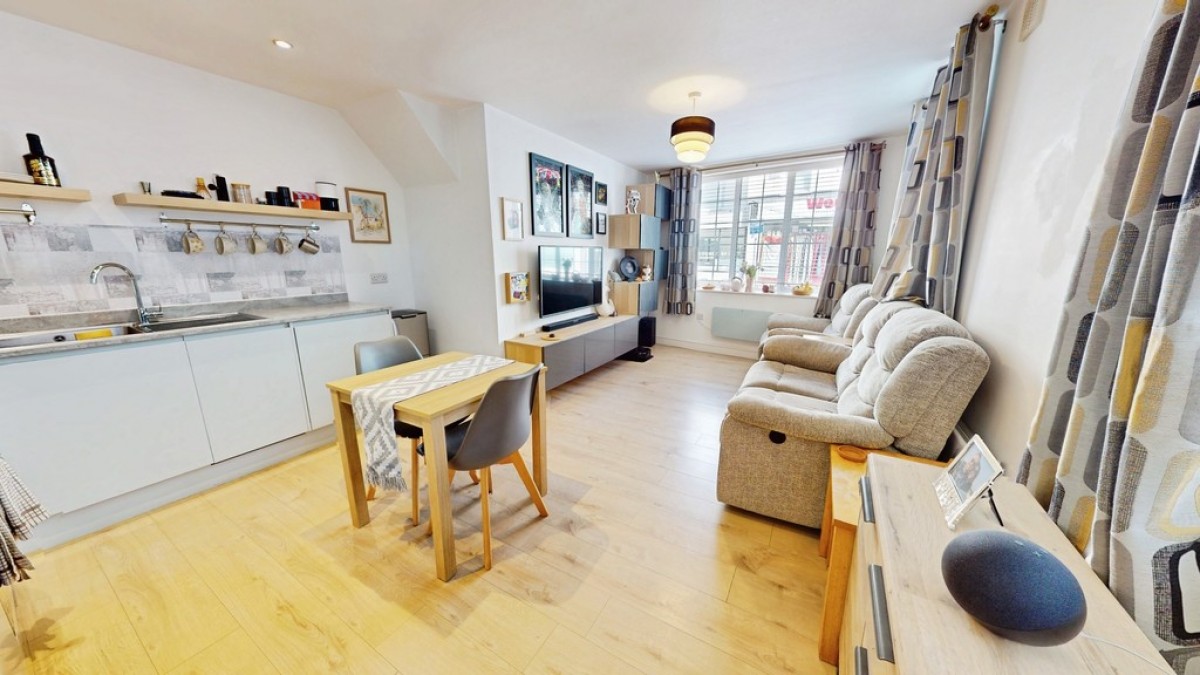 Albion Street, Cheltenham, Glos