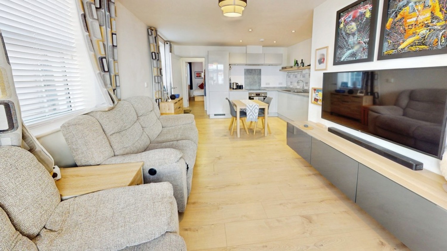 1 bedroom Flat for Sale Albion Street, Cheltenham, Glos