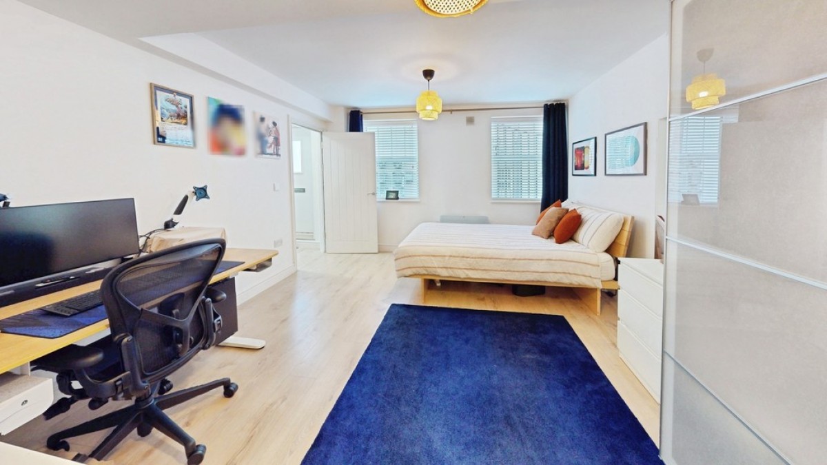 Albion Street, Cheltenham, Glos