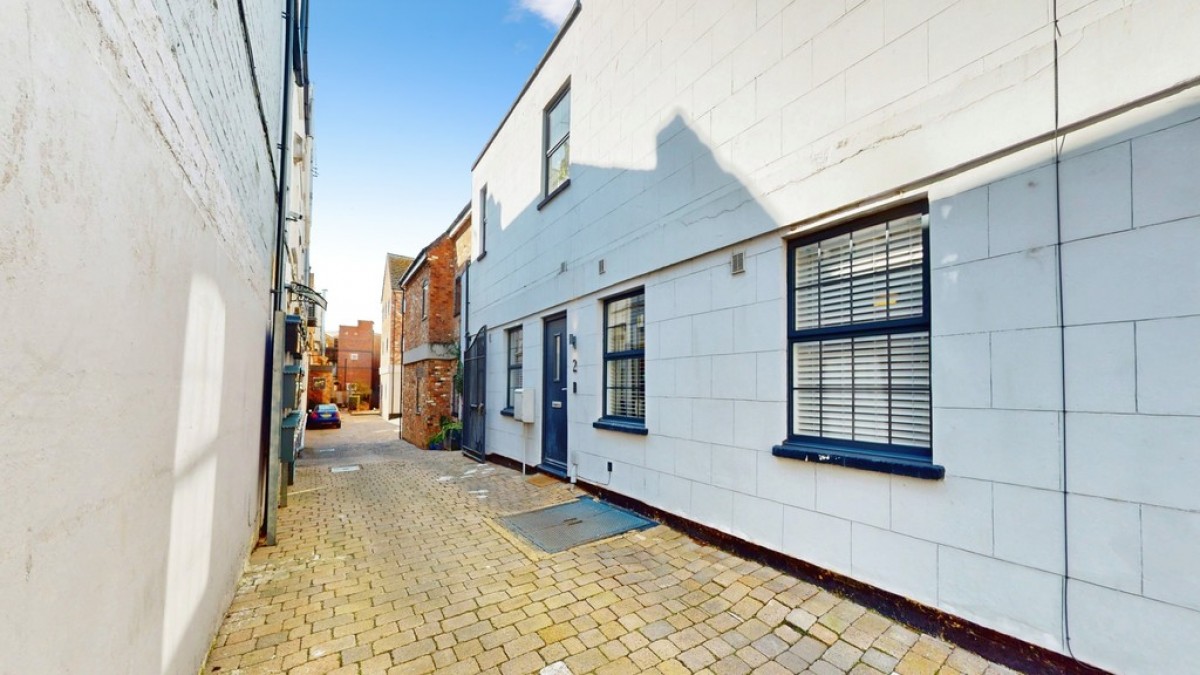 Albion Street, Cheltenham, Glos