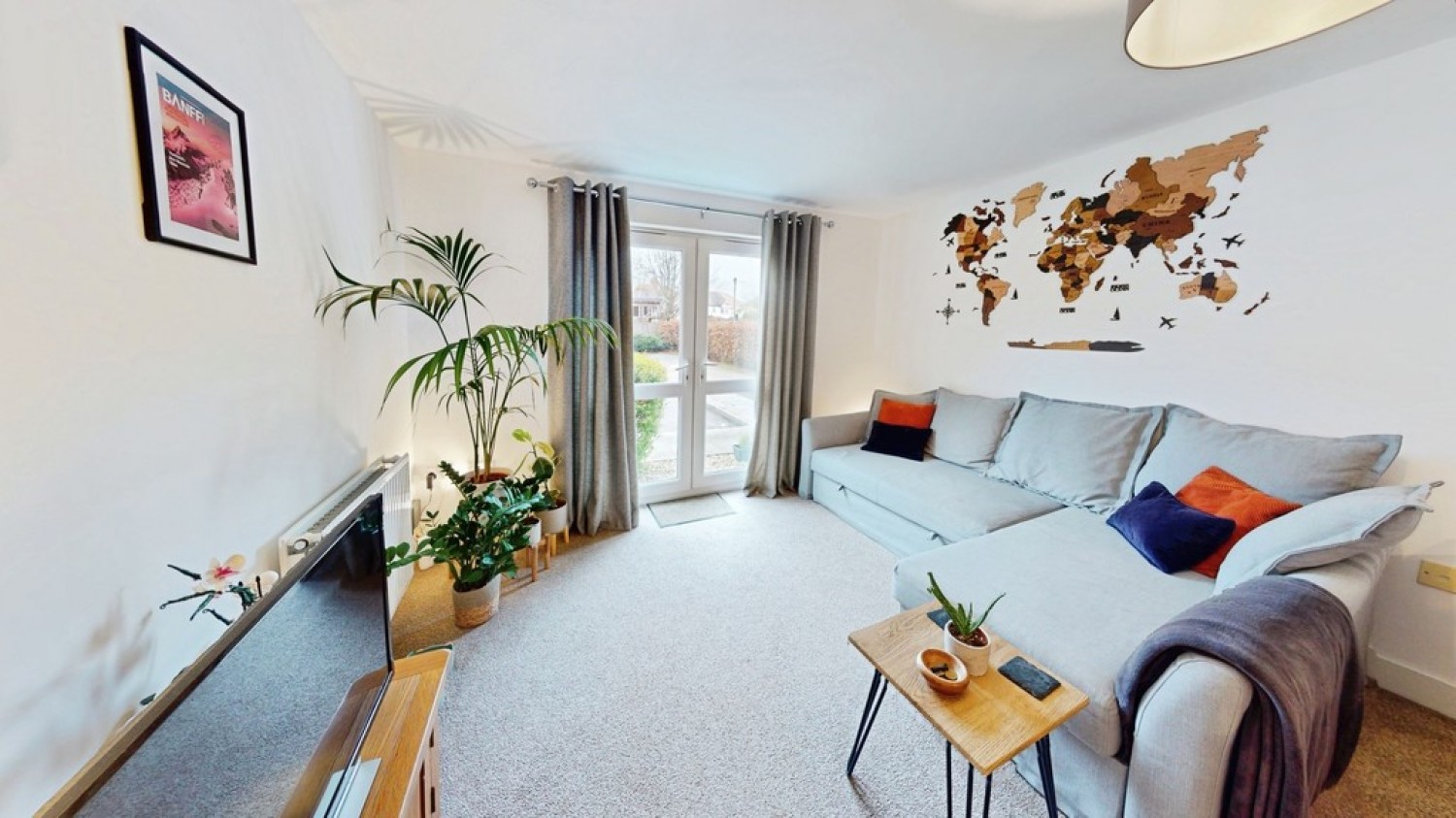 1 bedroom Flat for Sale Princess Elizabeth Way, Cheltenham, Gloucestershire