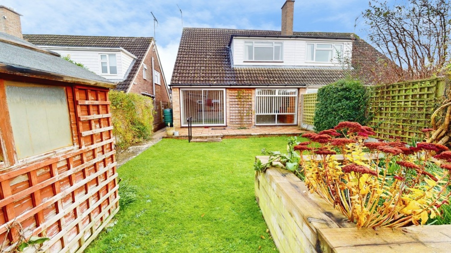 3 bedroom House for Sale Barton Close, Cheltenham, Gloucestershire