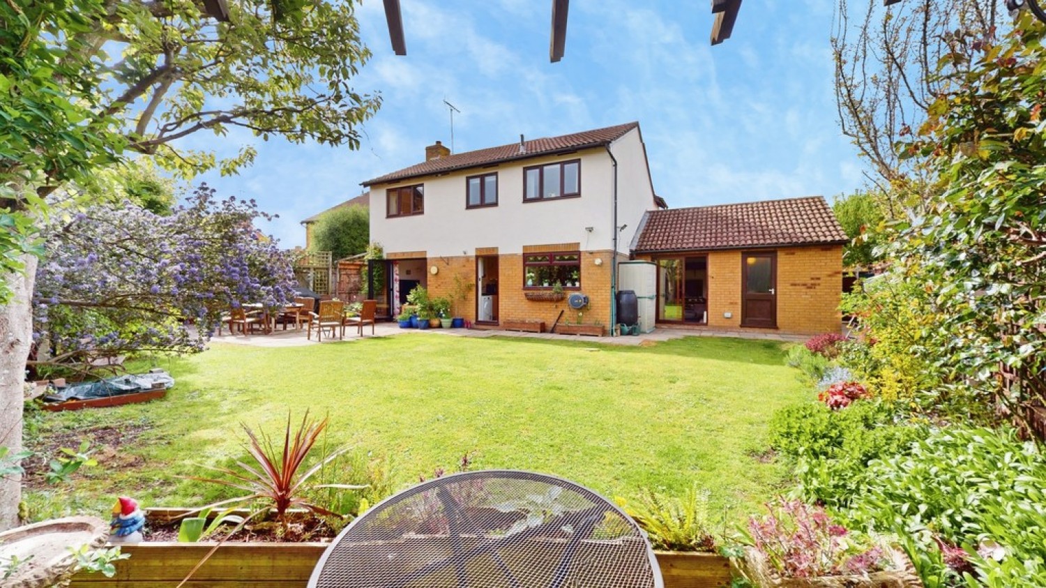 4 bedroom House for Sale Sevelm, Up Hatherley, Cheltenham