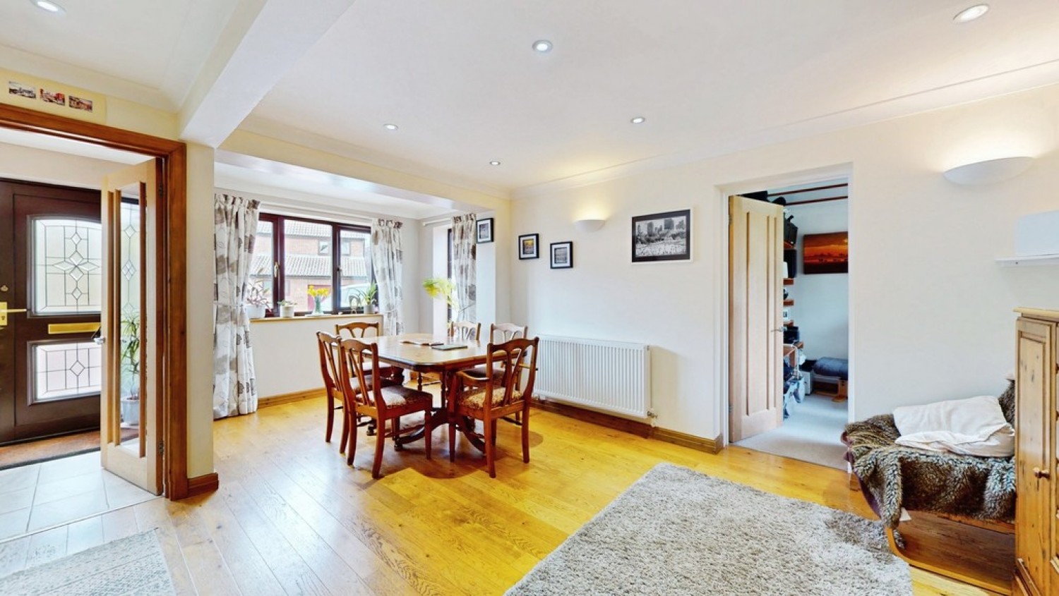 4 bedroom House for Sale Sevelm, Up Hatherley, Cheltenham