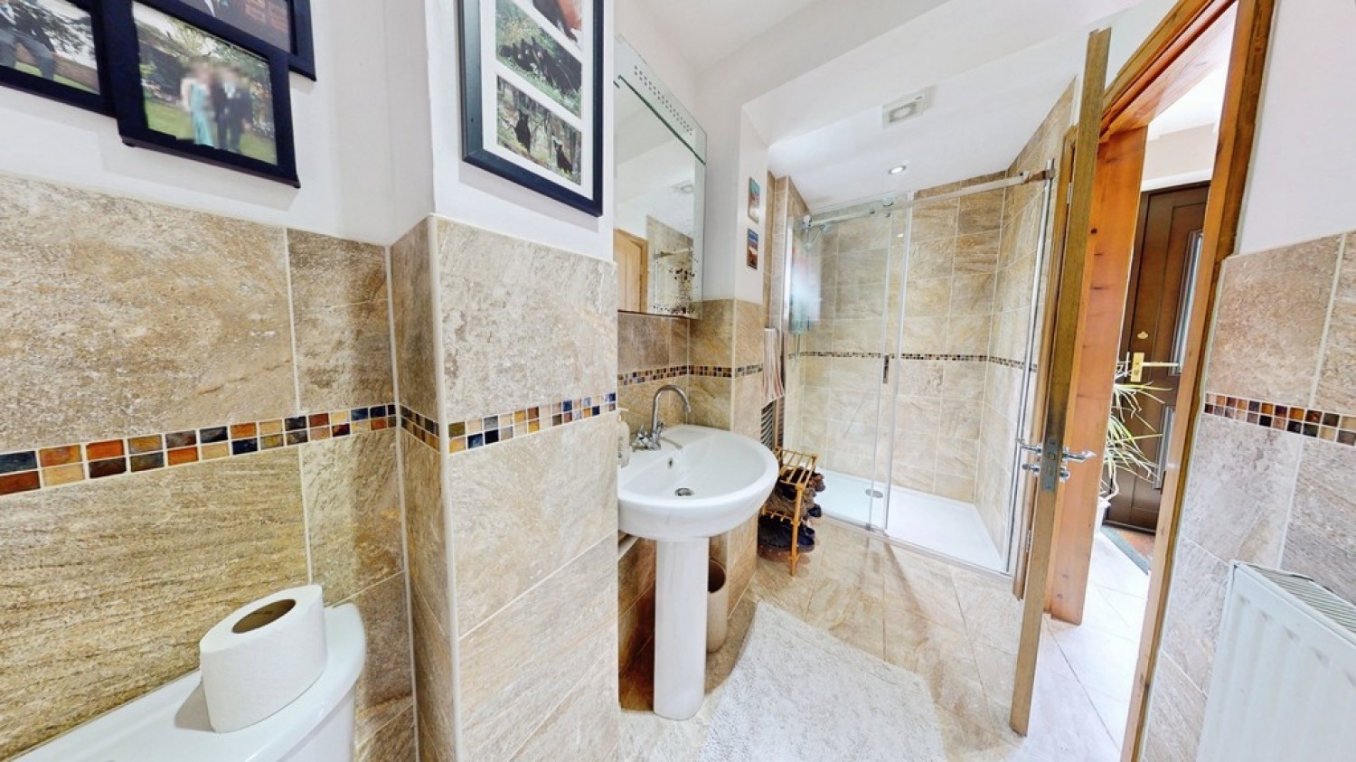 4 bedroom House for Sale Sevelm, Up Hatherley, Cheltenham