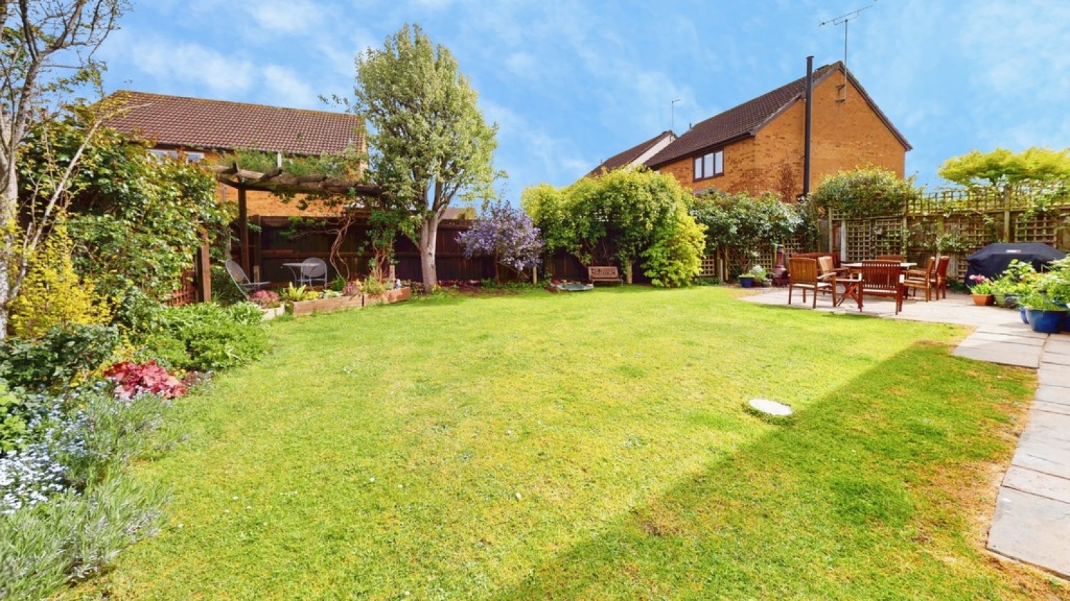 4 bedroom House for Sale Sevelm, Up Hatherley, Cheltenham