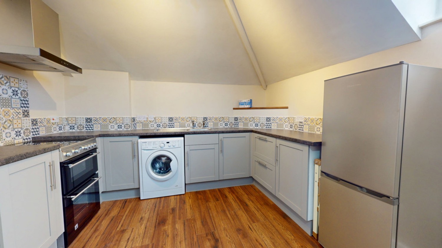 1 bedroom Flat for Letting Pittville Circus Road, Cheltenham, Gloucestershire