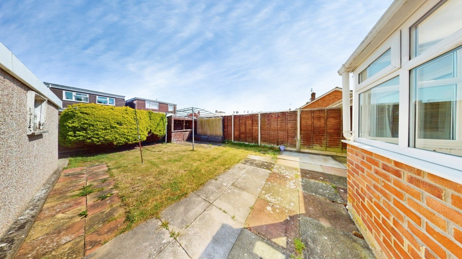 2 bedroom Bungalow for Sale Henley Road, Cheltenham, Gloucestershire