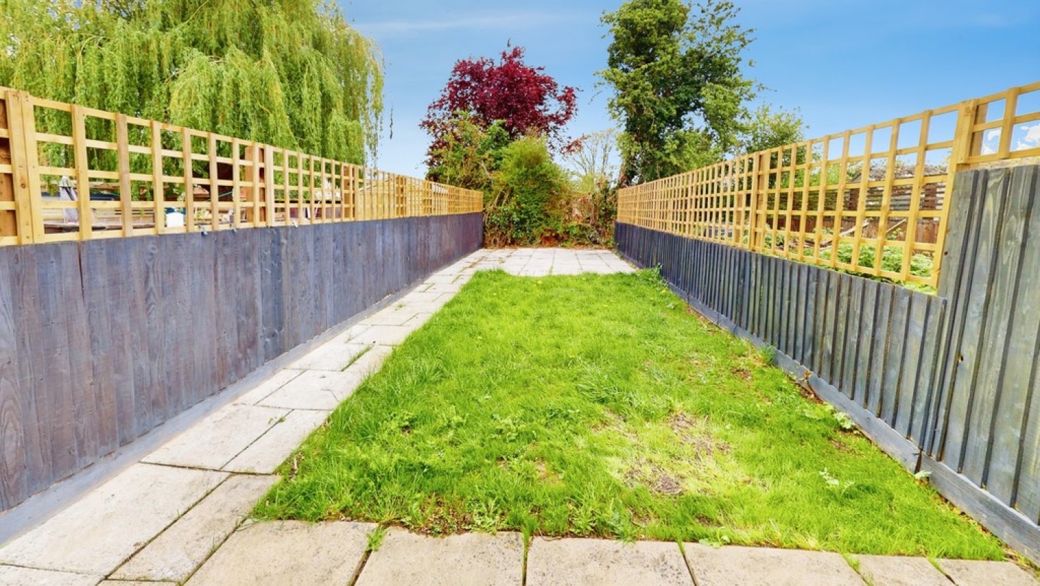 2 bedroom Flat for Letting Astor Close, Brockworth