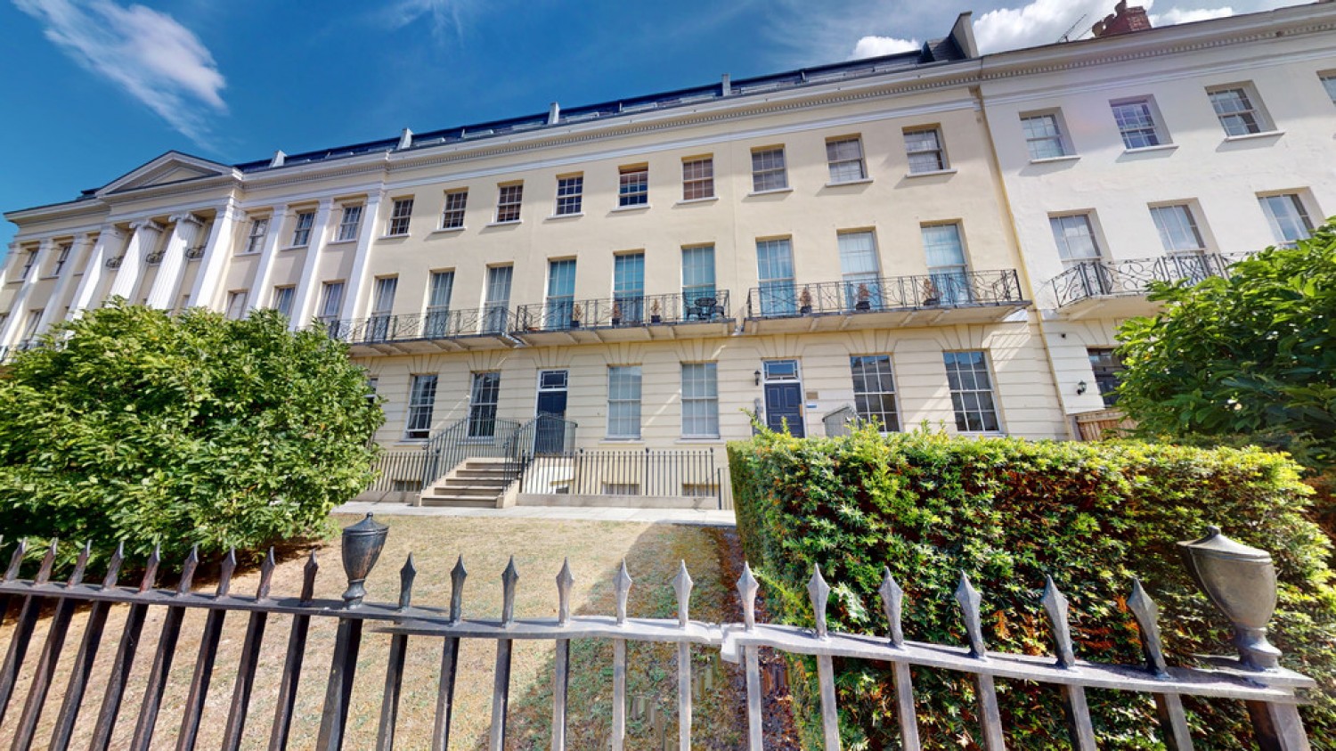 2 bedroom Flat for Letting Evesham Road, Cheltenham, Gloucestershire