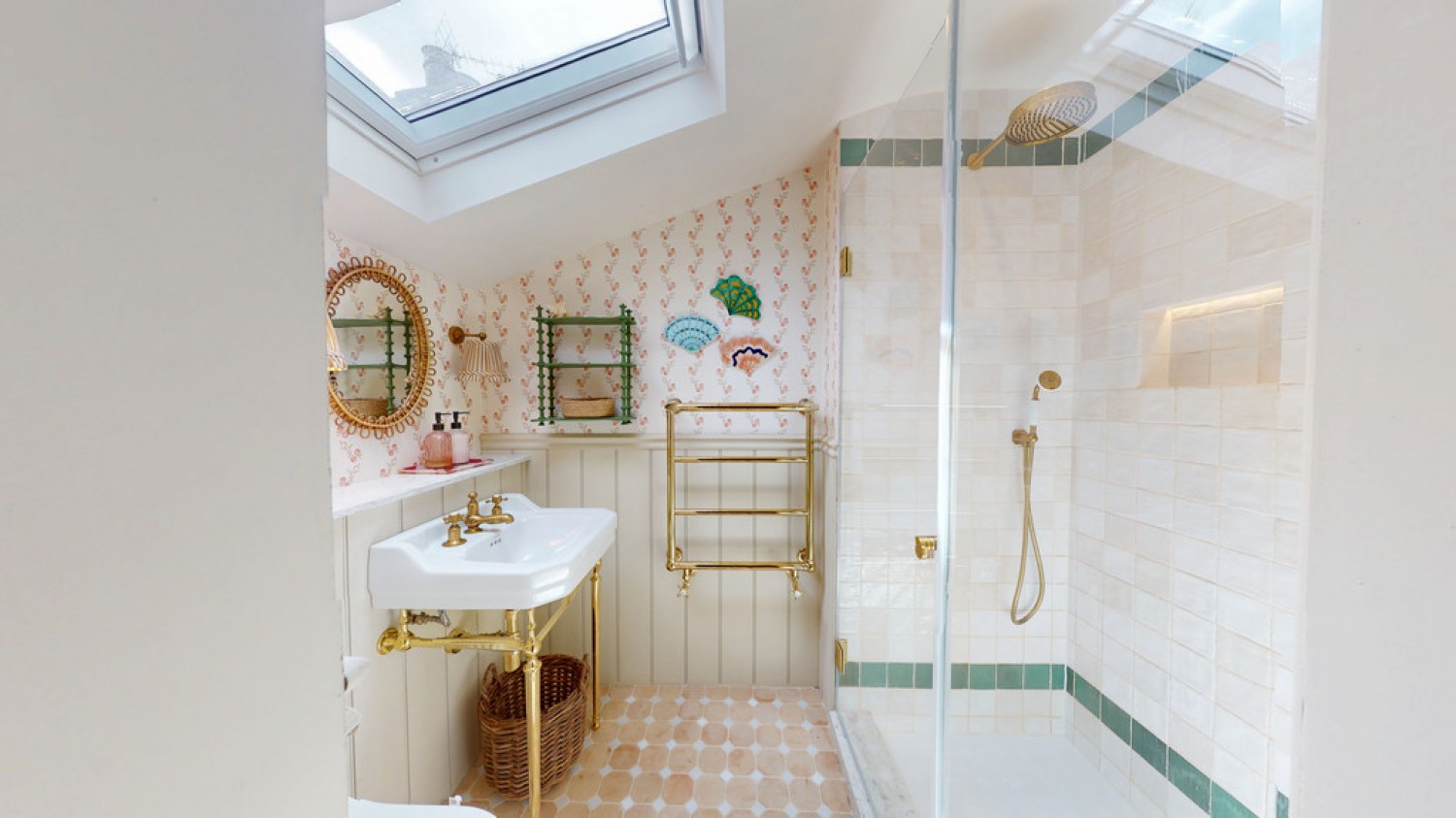 5 bedroom House for Sale London Road, Cheltenham, Gloucestershire
