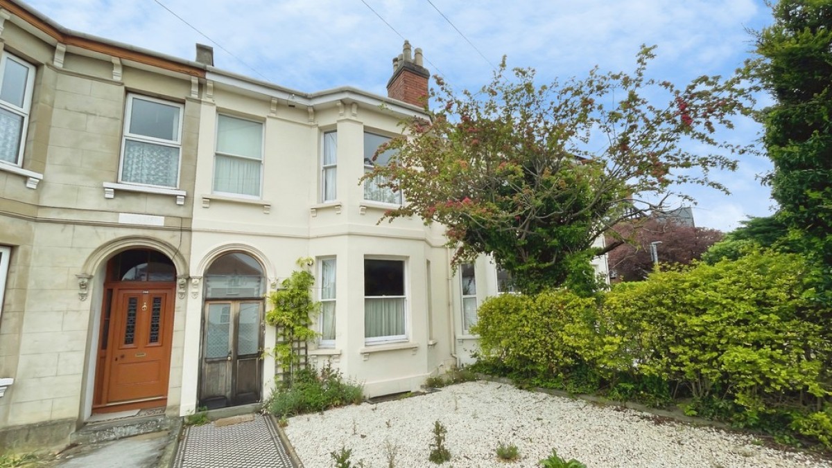 London Road, Cheltenham, Gloucestershire