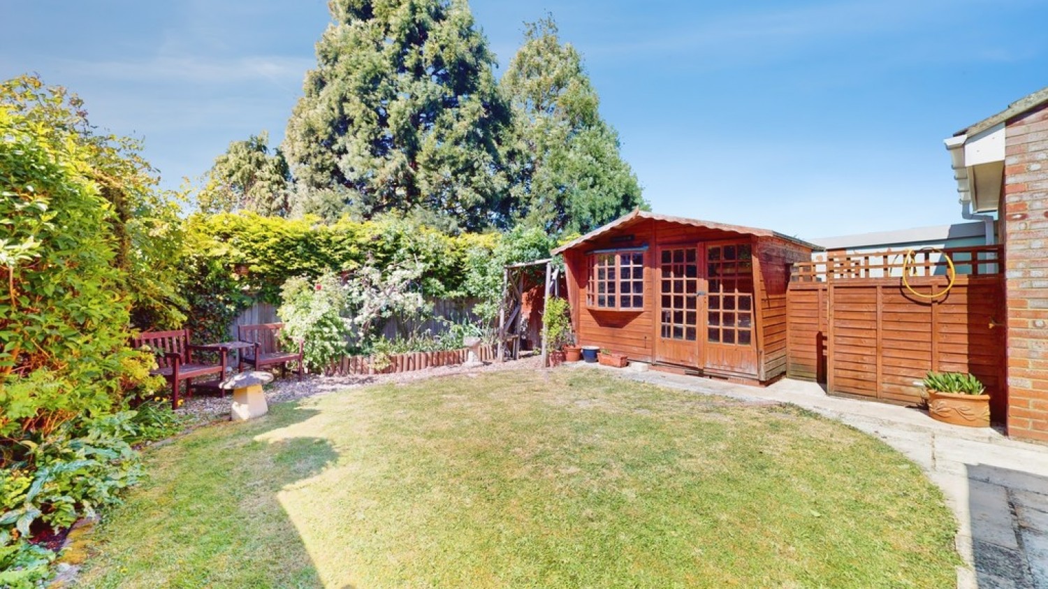 2 bedroom Bungalow for Sale Oldbury Orchard, Churchdown, Gloucestershire