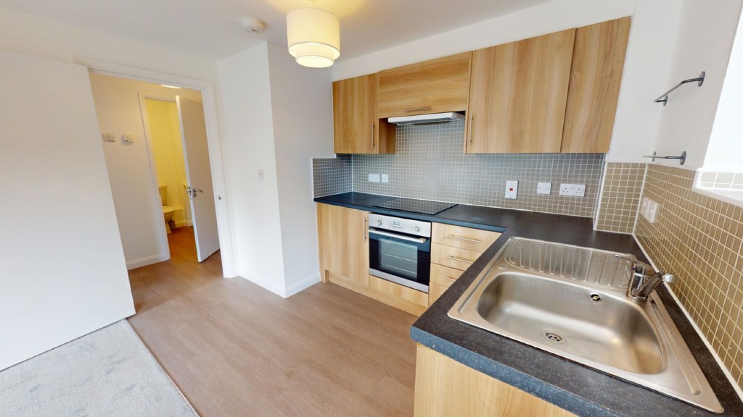 2 bedroom Flat for Letting Flat 3, The Firs