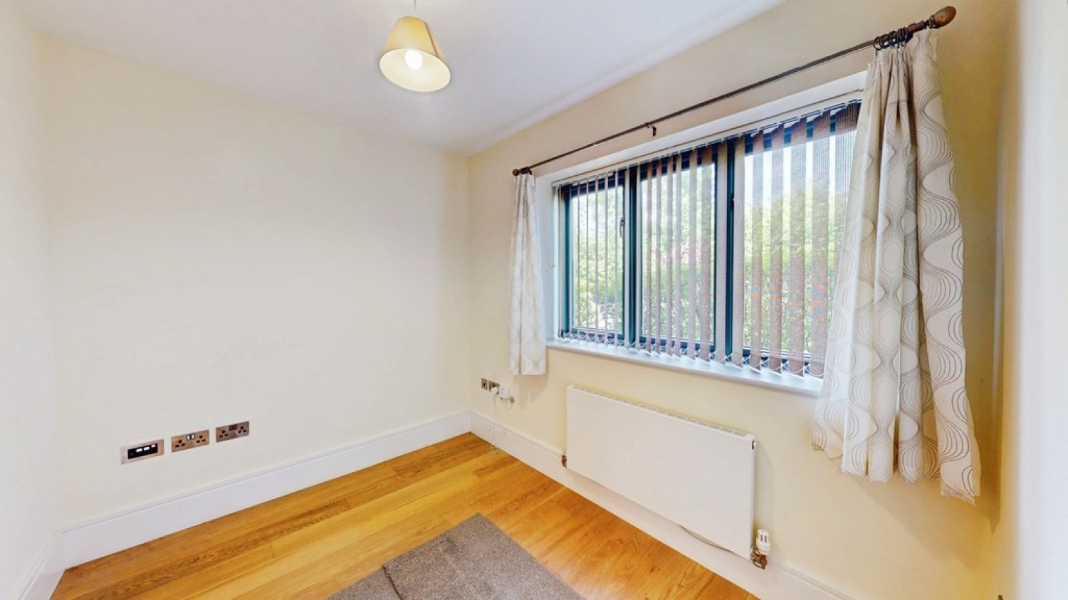 4 bedroom House for Sale The Gables, Cheltenham, Glos