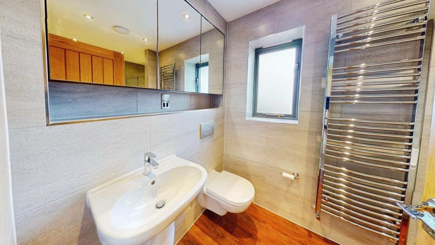 4 bedroom House for Sale The Gables, Cheltenham, Glos
