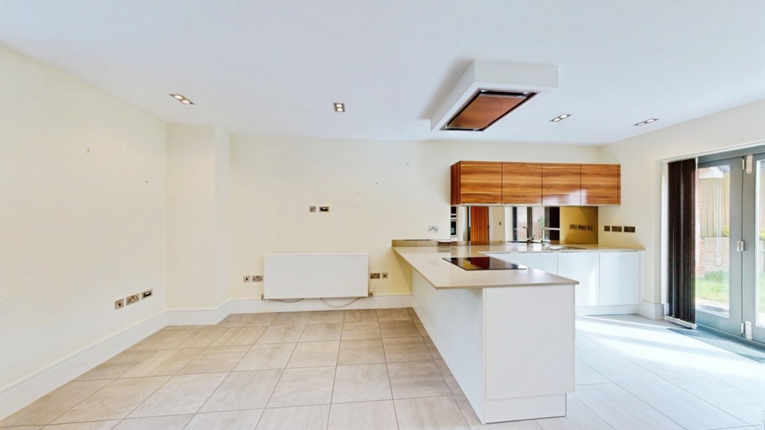 4 bedroom House for Sale The Gables, Cheltenham, Glos