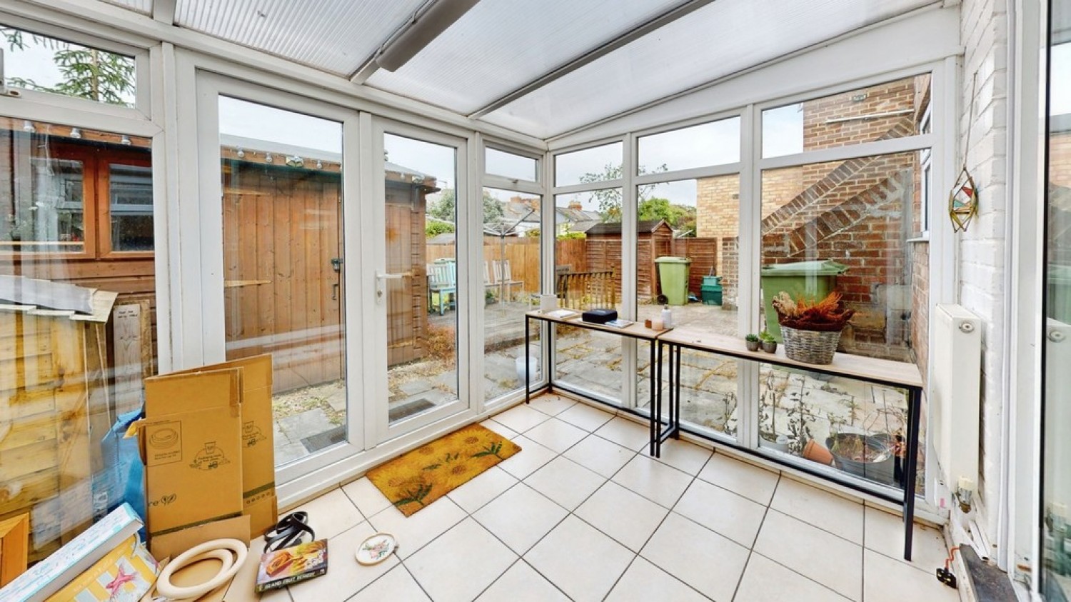 2 bedroom Flat for Sale St Georges Drive, Cheltenham, Gloucestershire