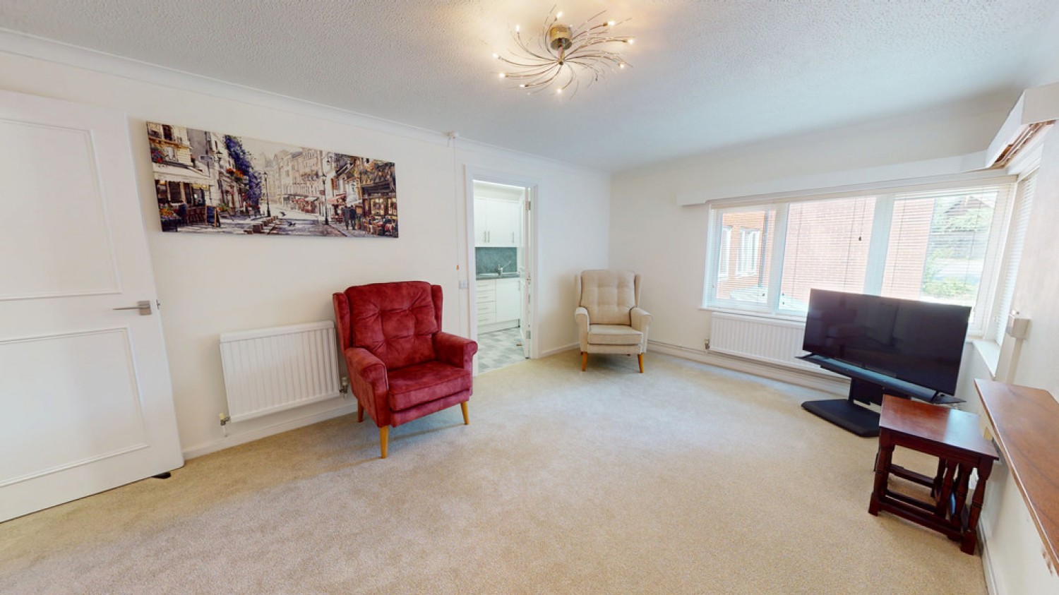 2 bedroom Flat for Sale Moorend Road, Charlton Kings, Cheltenham