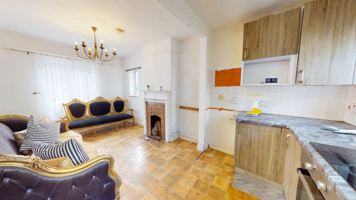2 bedroom House for Sale St Pauls Street South, Cheltenham, Gloucestershire
