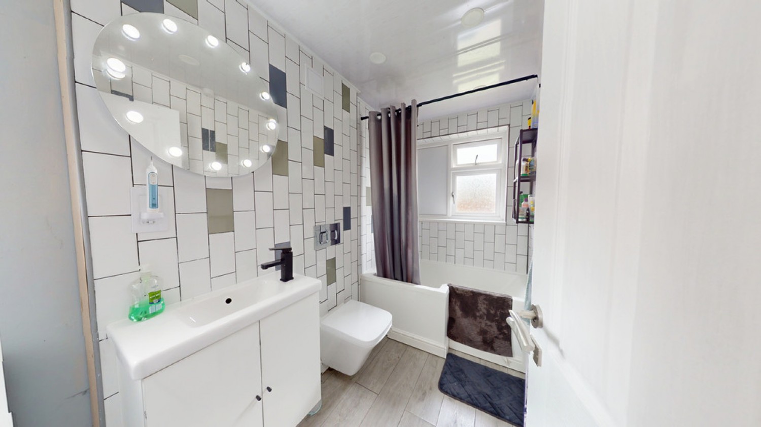 3 bedroom House for Sale Dunster Road, Cheltenham, Gloucestershire