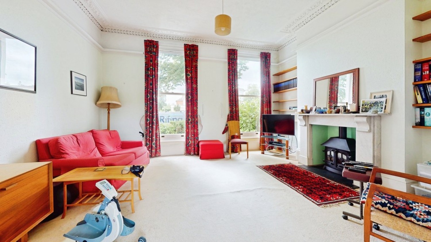 2 bedroom Flat for Sale Sydenham Road North, Cheltenham, Gloucestershire