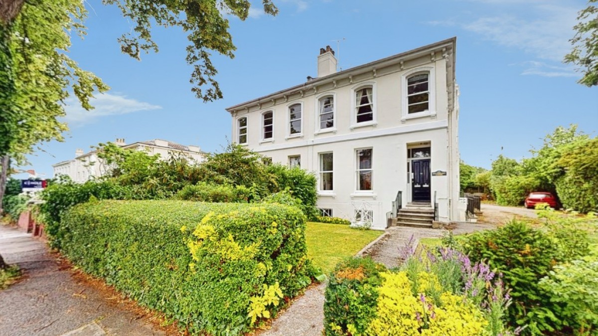 Sydenham Road North, Cheltenham, Gloucestershire