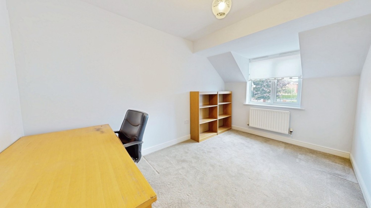 5 bedroom House for Sale Caine Square, Cheltenham, Glos