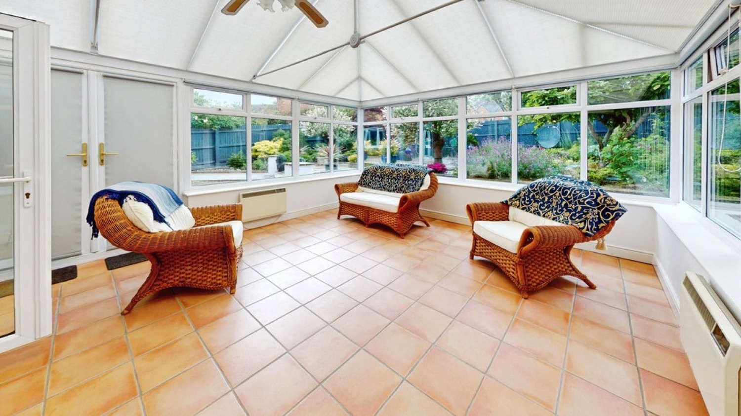 5 bedroom House for Sale Caine Square, Cheltenham, Glos