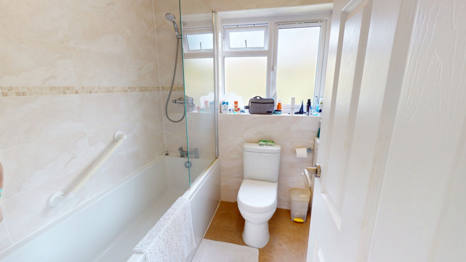 4 bedroom House for Sale Charlton Kings, Cheltenham, Gloucestershire