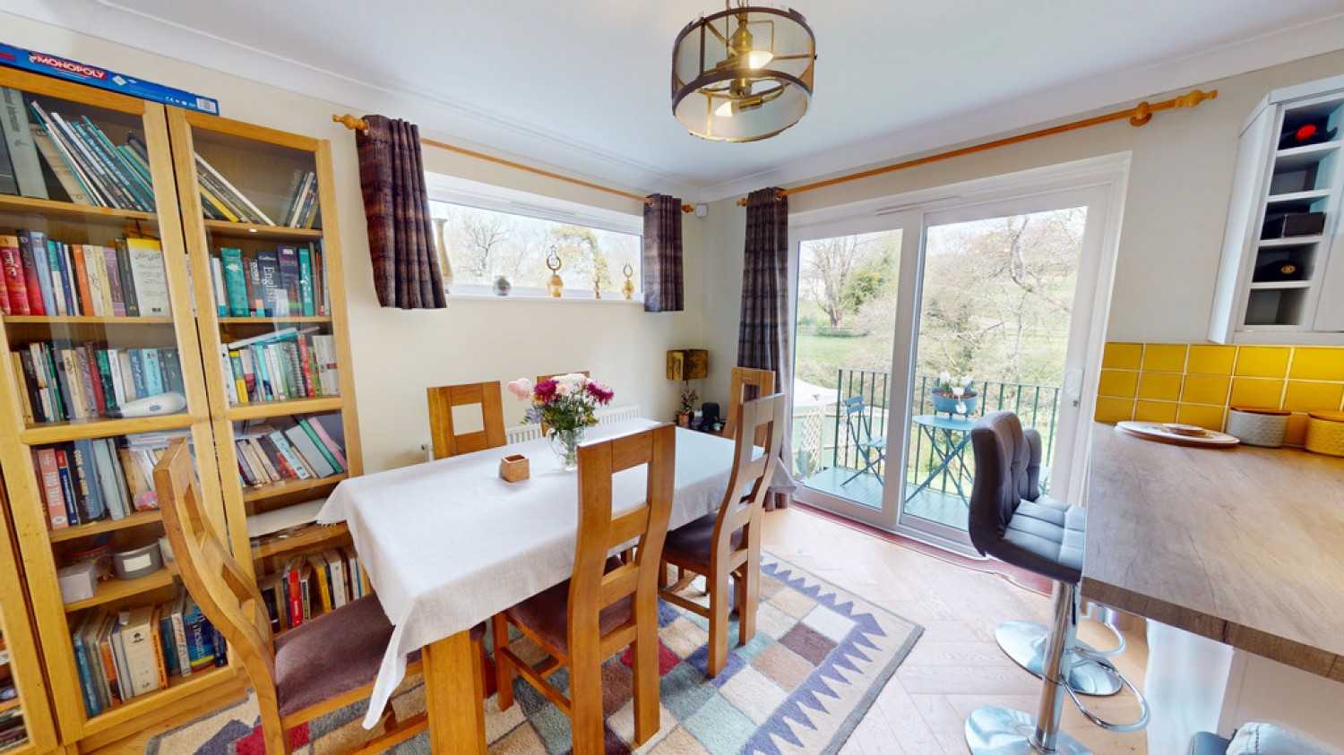 4 bedroom House for Sale Charlton Kings, Cheltenham, Gloucestershire