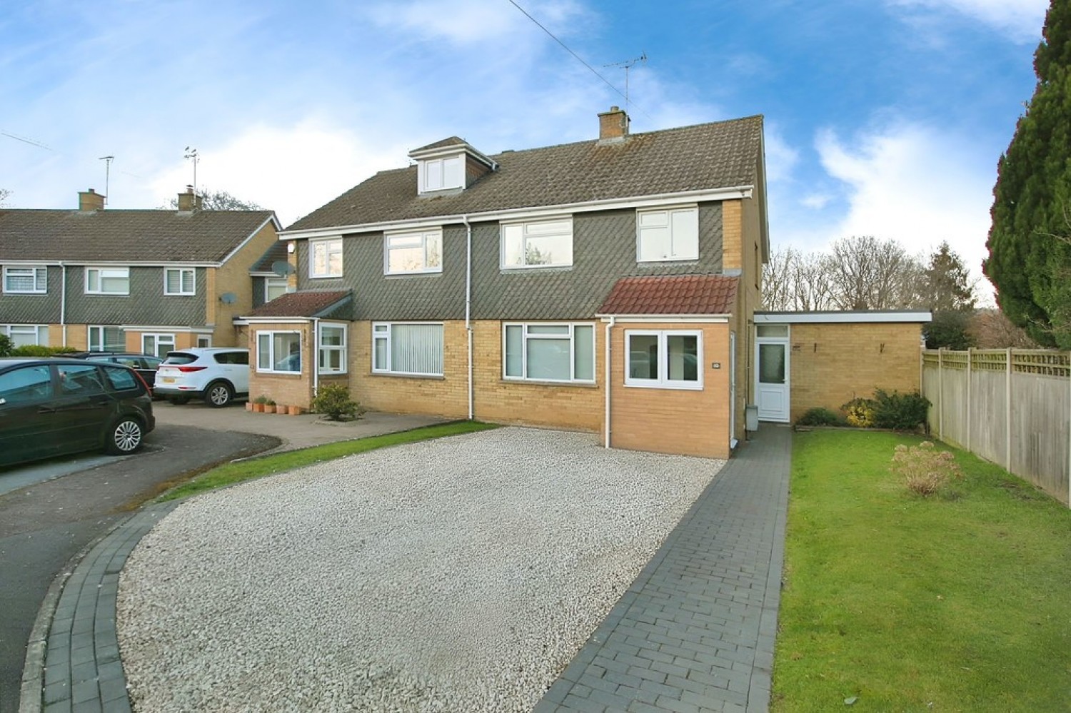 3 bedroom House for Sale Charlton Kings, Cheltenham, Gloucestershire