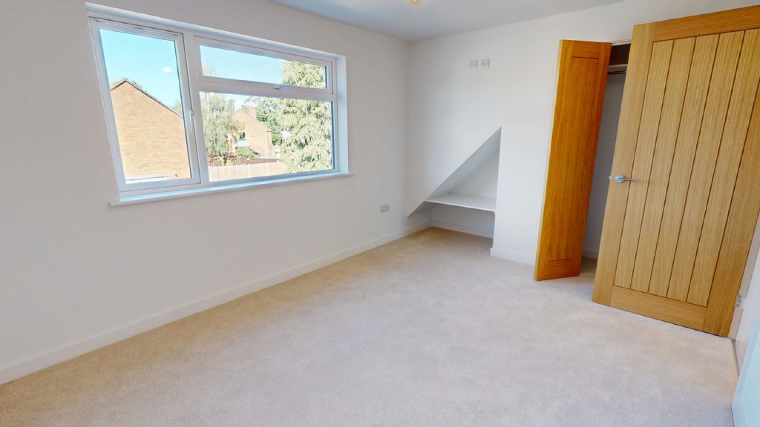 2 bedroom House for Letting Caernarvon Road, Up Hatherley, Cheltenham