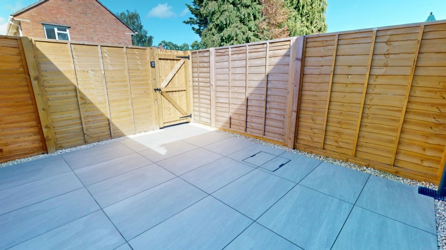 2 bedroom House for Letting Caernarvon Road, Up Hatherley, Cheltenham