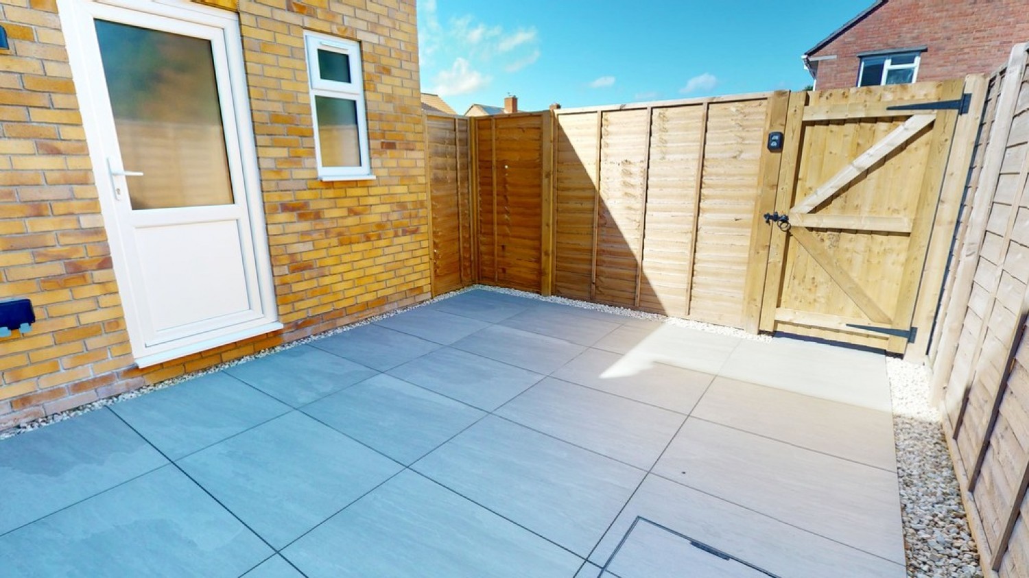 2 bedroom House for Letting Caernarvon Road, Up Hatherley, Cheltenham