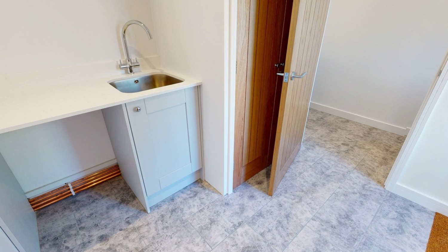 2 bedroom House for Letting Caernarvon Road, Up Hatherley, Cheltenham