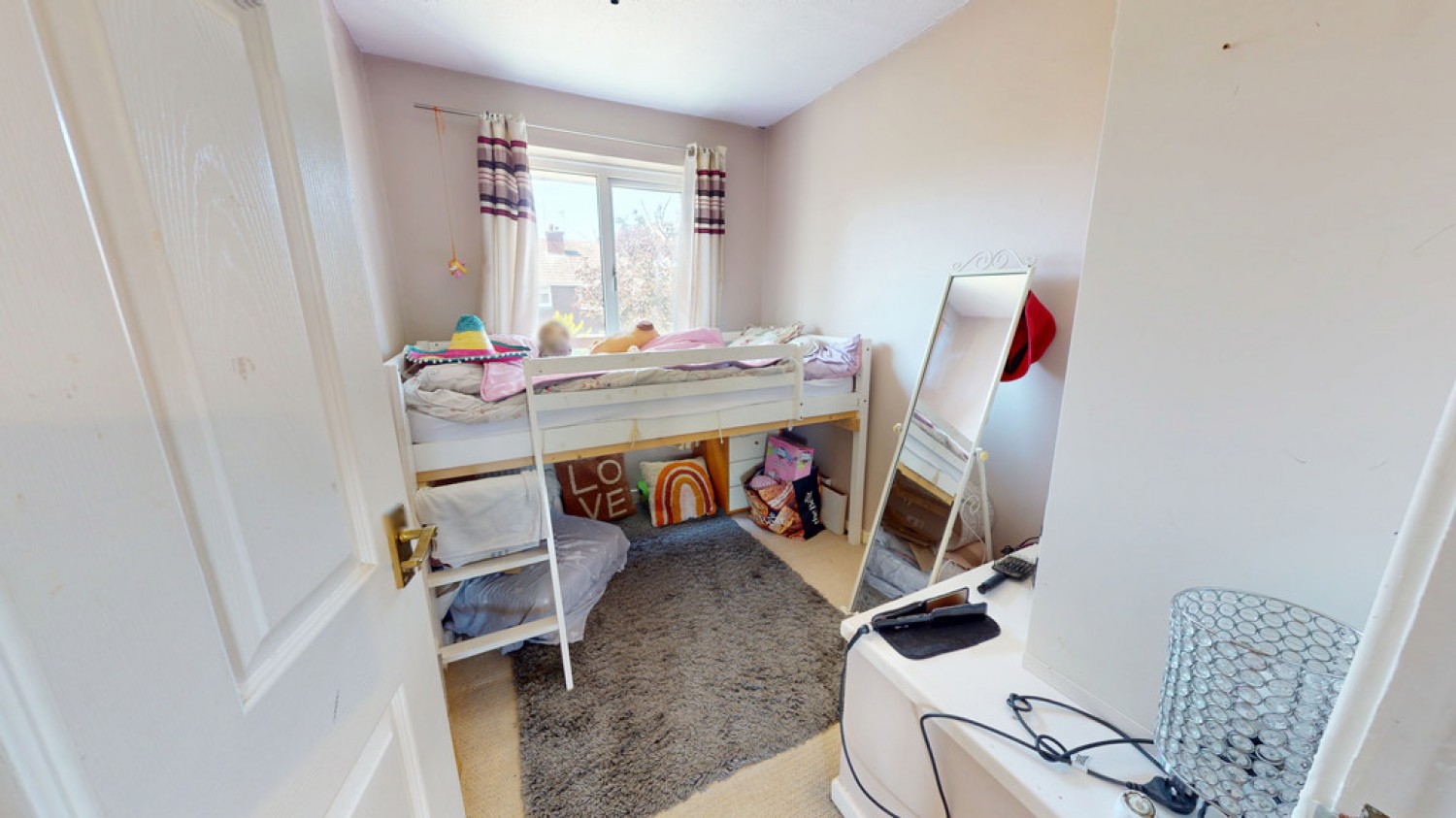 3 bedroom House for Sale Hatherley, Cheltenham, Gloucestershire