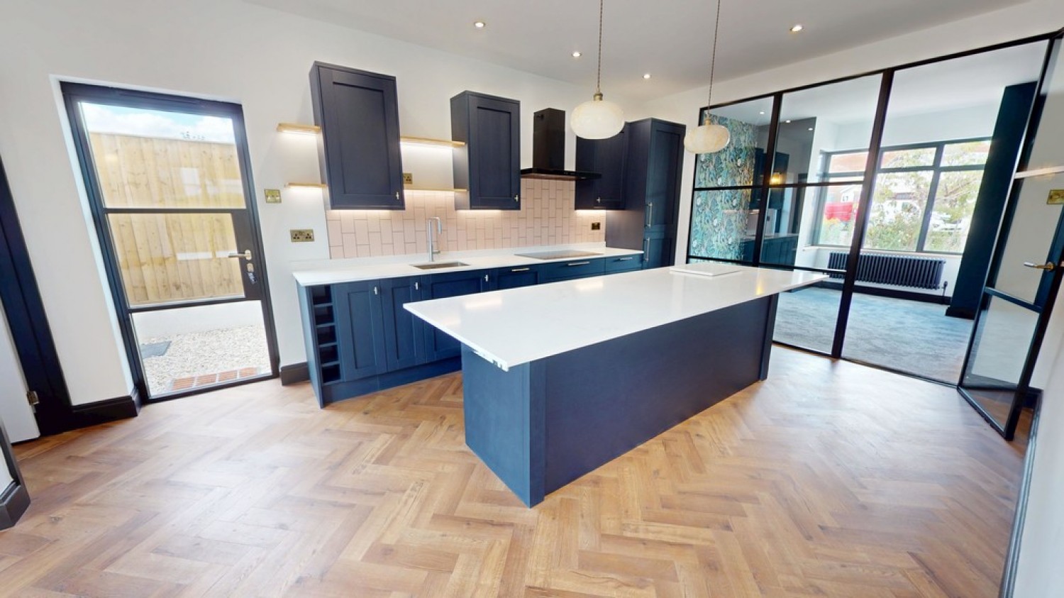 4 bedroom House for Sale Mead Road, Cheltenham