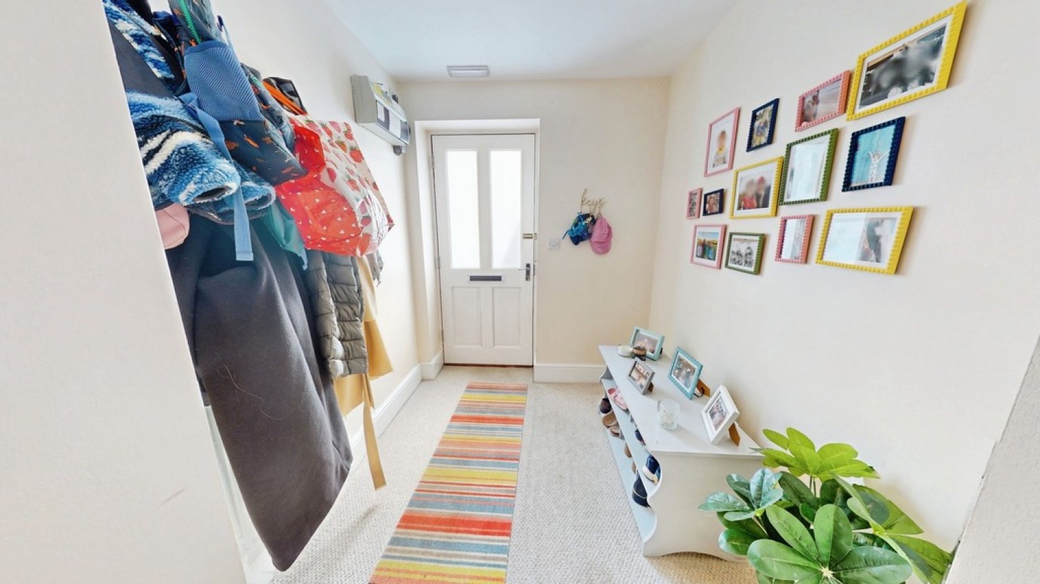 2 bedroom Flat for Sale High Street, Prestbury, Cheltenham