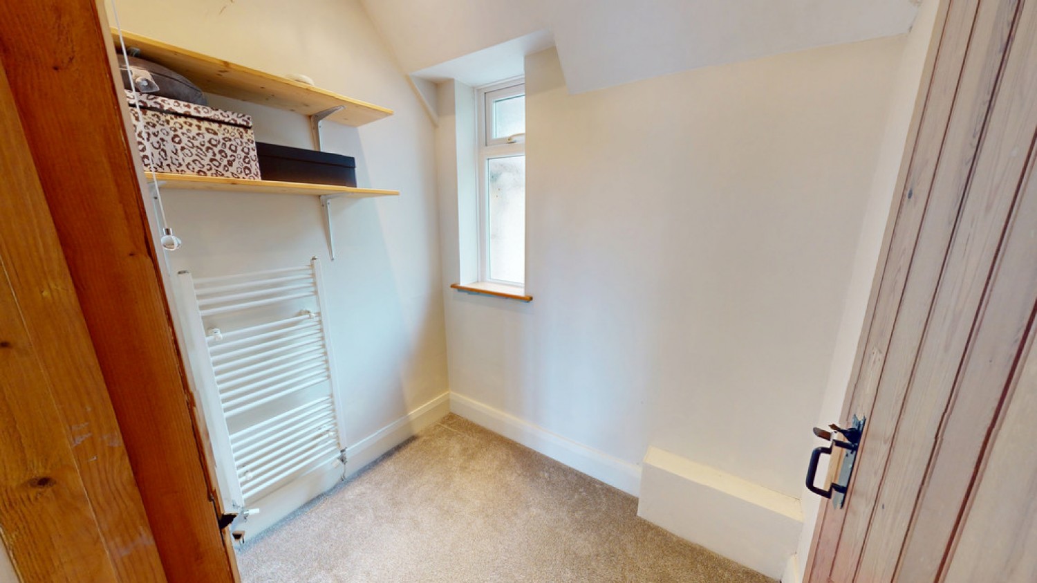 2 bedroom House for Sale Upper Washwell, Painswick, Stroud