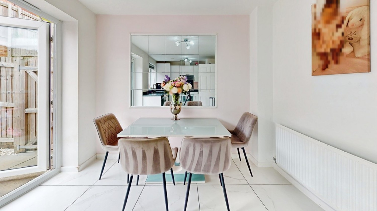 3 bedroom House for Sale Newent Road, Cheltenham, Gloucestershire