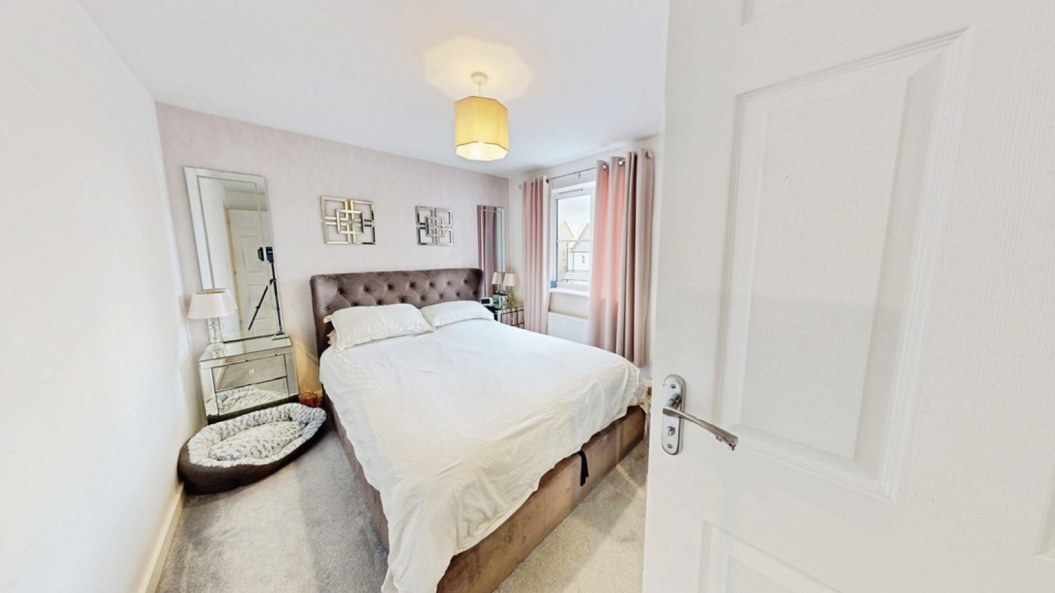 3 bedroom House for Sale Newent Road, Cheltenham, Gloucestershire