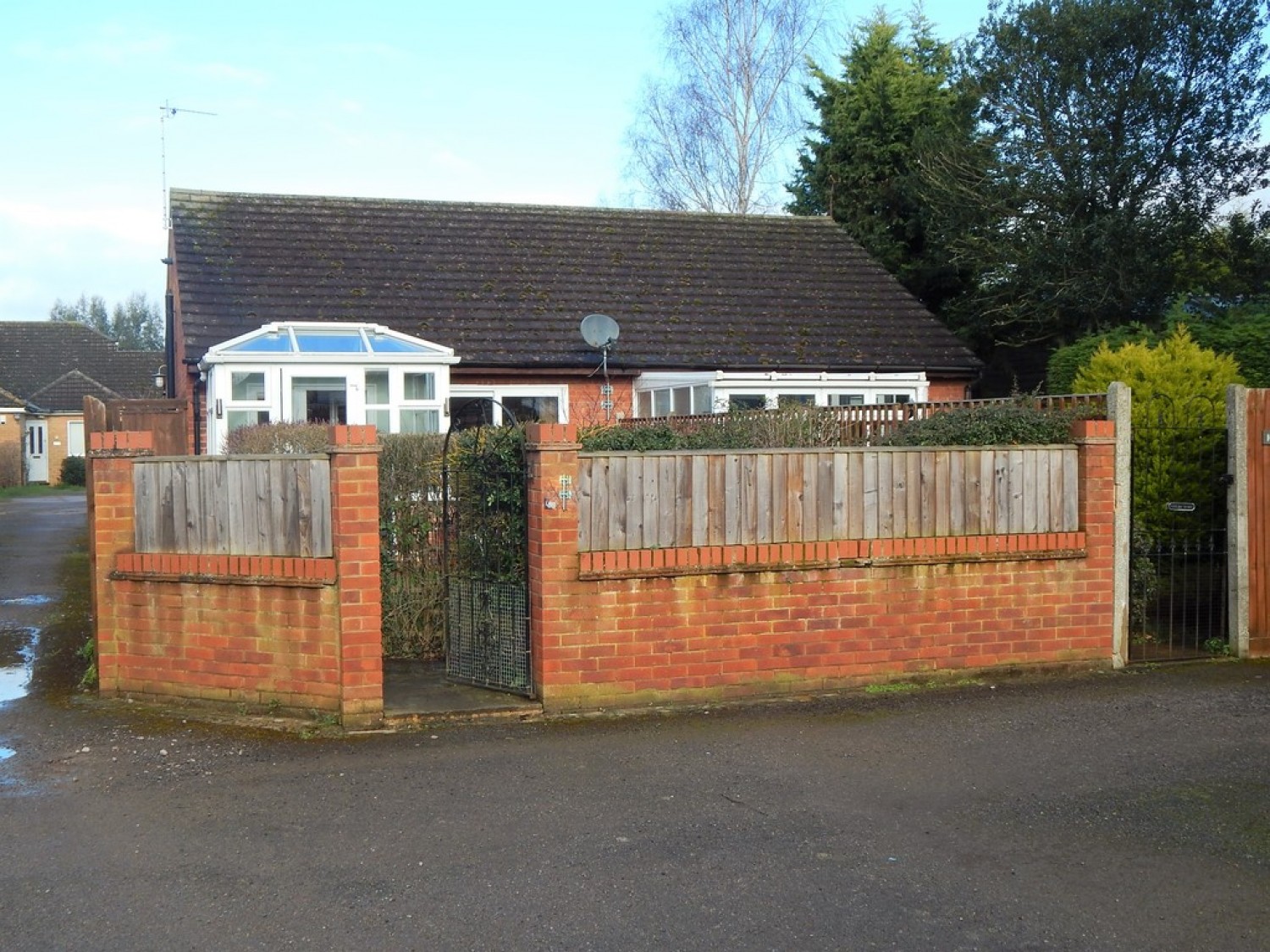 2 bedroom Bungalow for Sale Radley Road, Abingdon