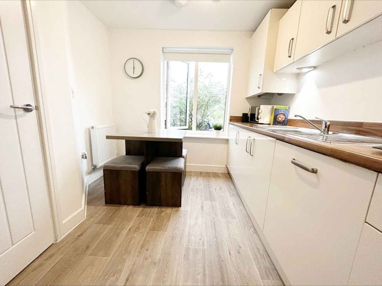 4 bedroom House for Letting Box Tree Lane, Didcot, Oxon