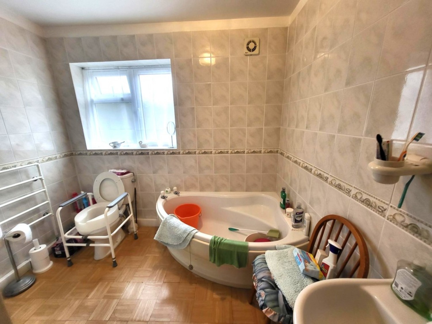 4 bedroom Bungalow for Sale Sutton Courtenay, Abingdon, Oxon