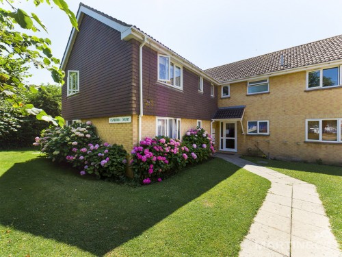 Flat 1 Canberra Court