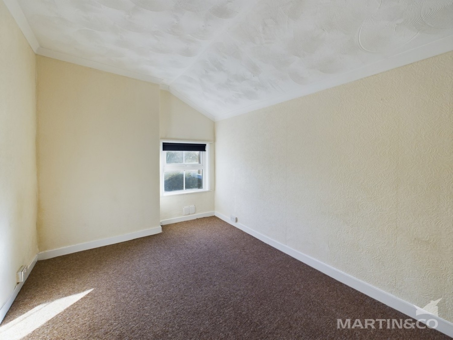 2 bedroom Flat for Letting Flat 4, 6 Crescent Road