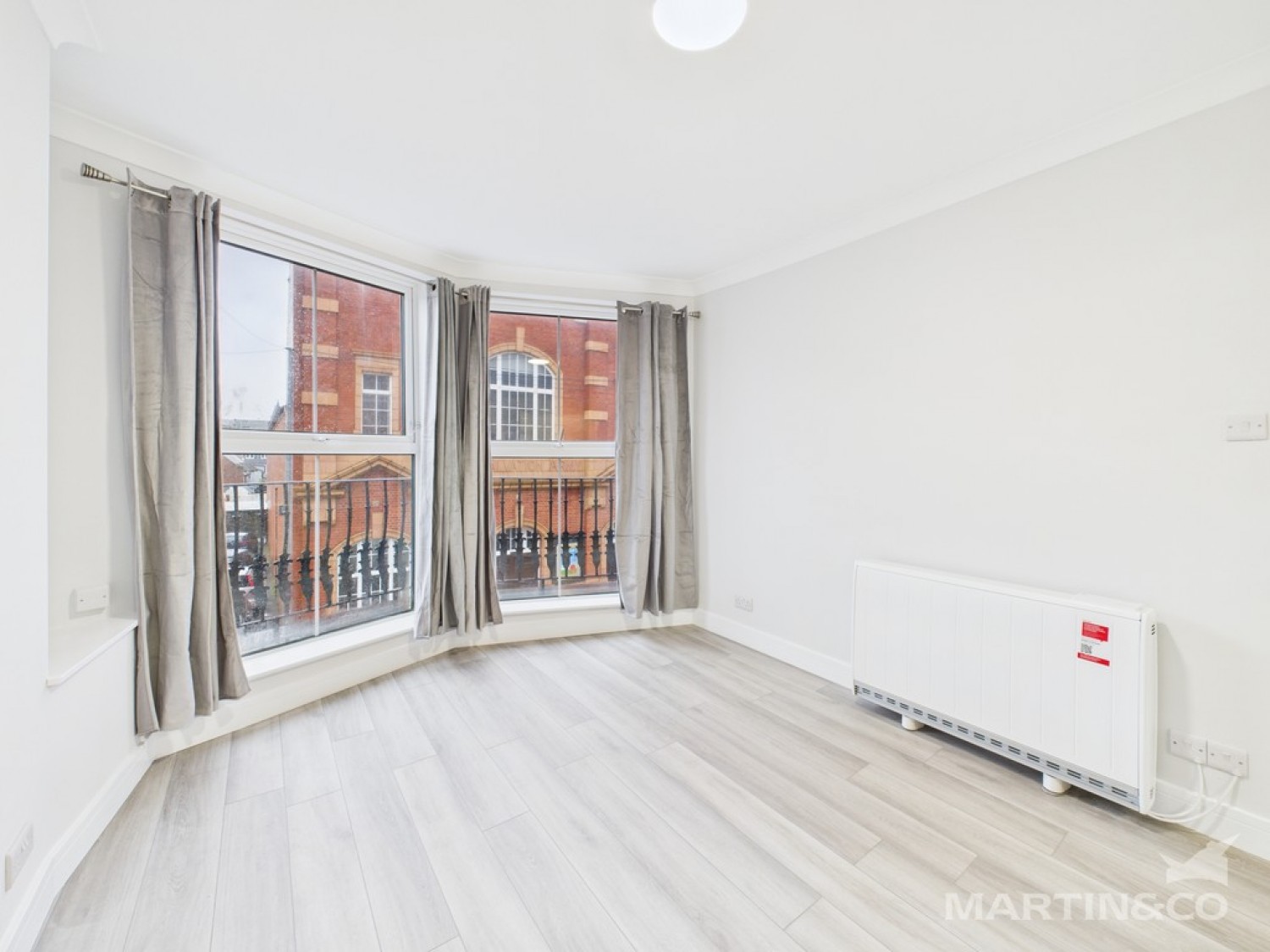 2 bedroom Flat for Letting Crescent Road, Worthing