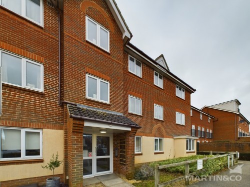 Saxby Close , Barnham