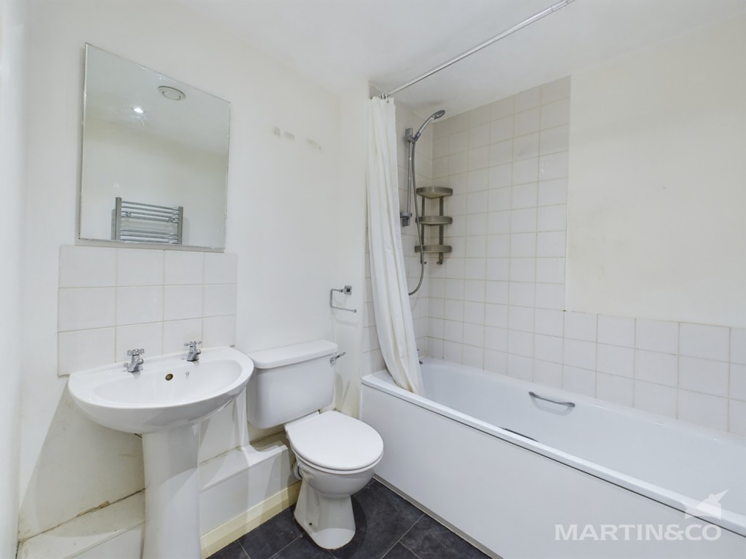 Saxby Close , Barnham
